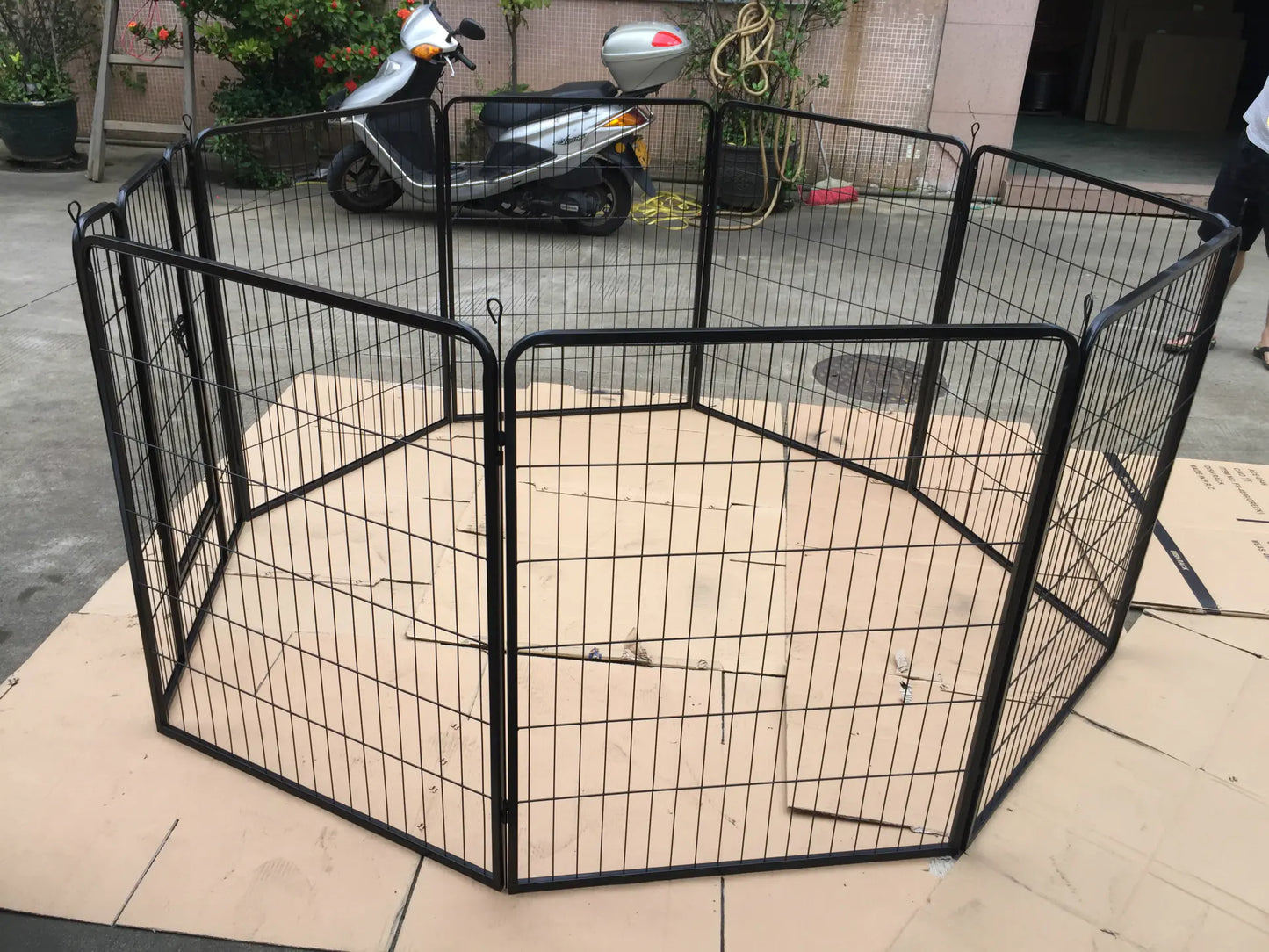 Metal Pet Fence for Large and Medium Dogs (Custom)