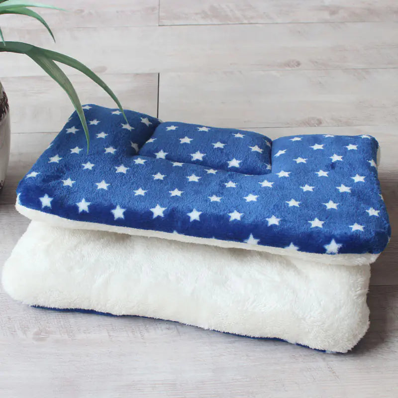 Thick Pet Mat for Cats and Dogs - All Seasons Use