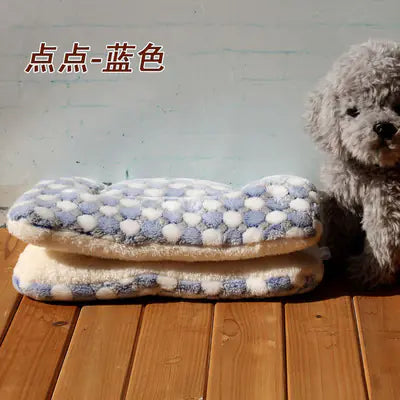 Thick Pet Mat for Cats and Dogs - All Seasons Use