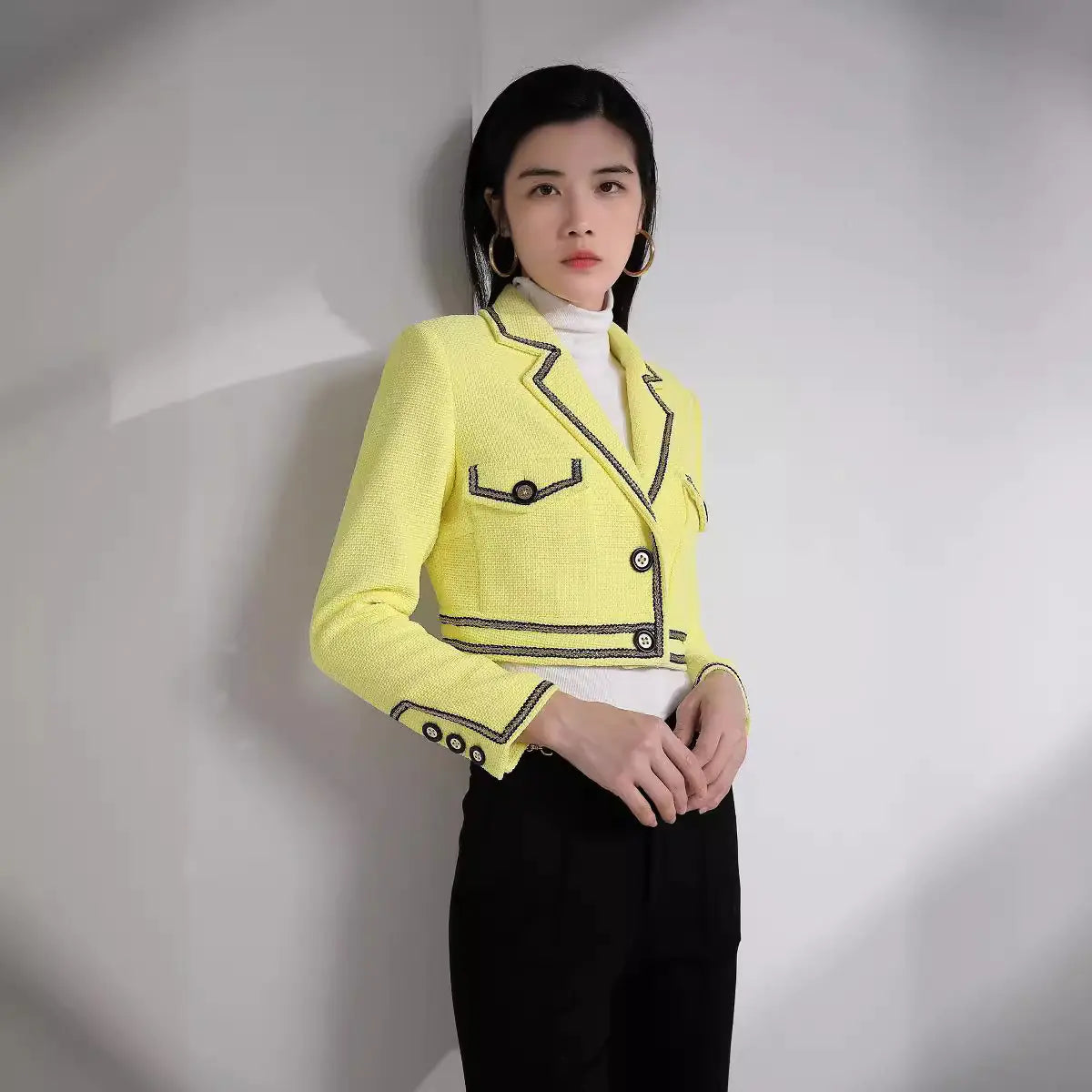LML Street Style Women's Short Solid Color Blazer