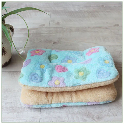 Thick Pet Mat for Cats and Dogs - All Seasons Use