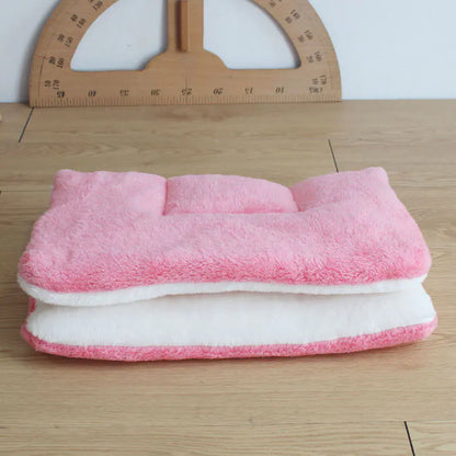 Thick Pet Mat for Cats and Dogs - All Seasons Use